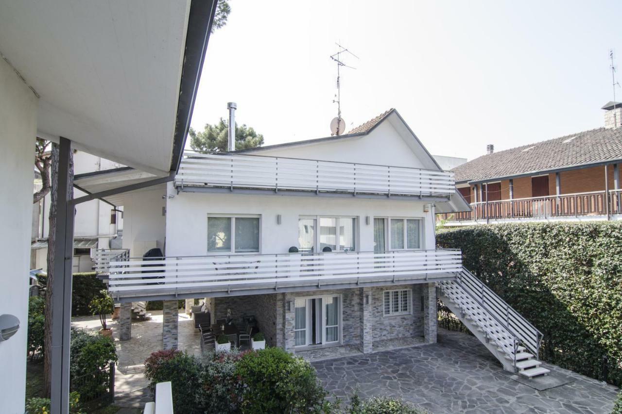 Appartamenti Federica Milano Marittima Ngoại thất bức ảnh